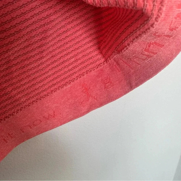 Lululemon Swiftly Tech Racerback 8 - Picture 5 of 6